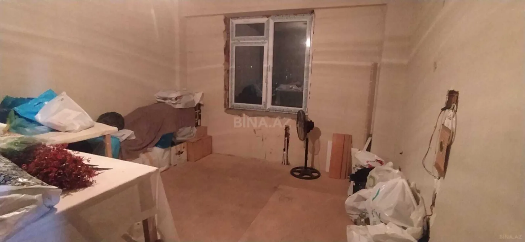 Satılır 4 otaqlı mənzil 165 m²