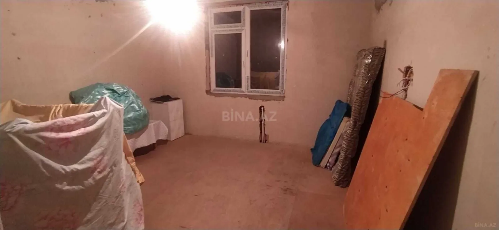 Satılır 4 otaqlı mənzil 165 m²