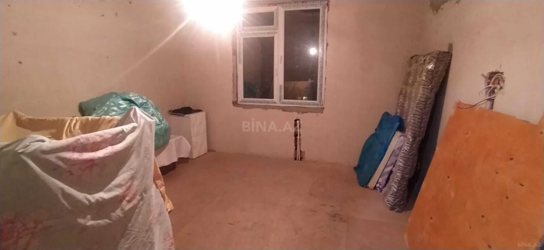 Satılır 4 otaqlı mənzil 165 m²