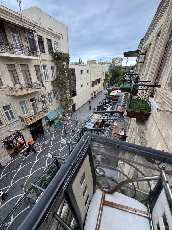 Satılır 2 otaqlı mənzil 50 m²