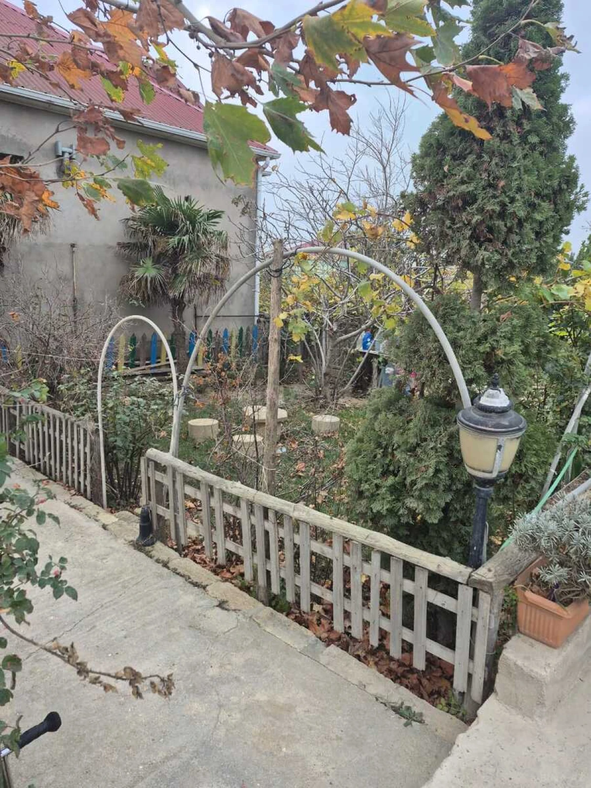 Satılır 6 otaqlı həyət evi 160 m²