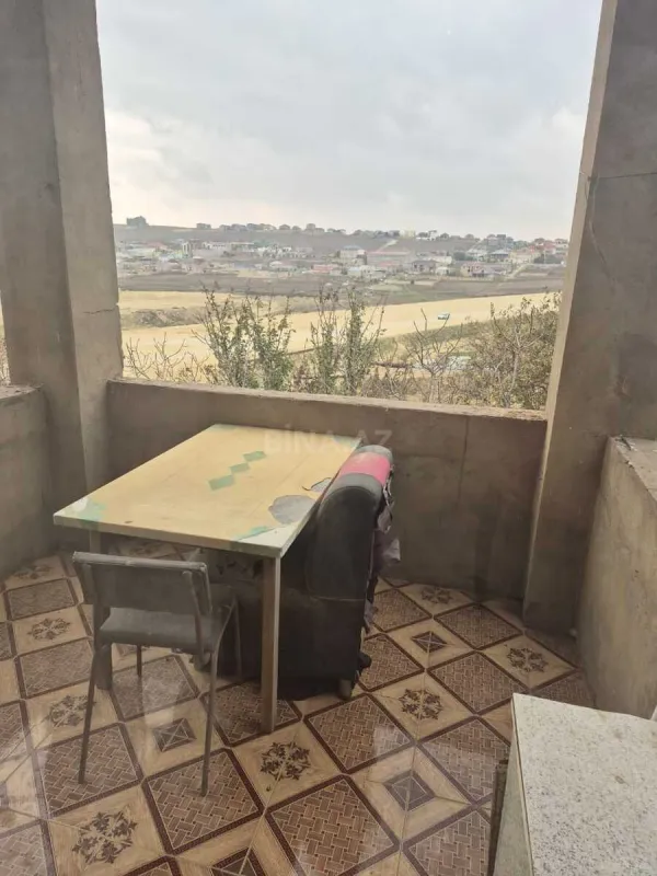 Satılır 6 otaqlı həyət evi 160 m²