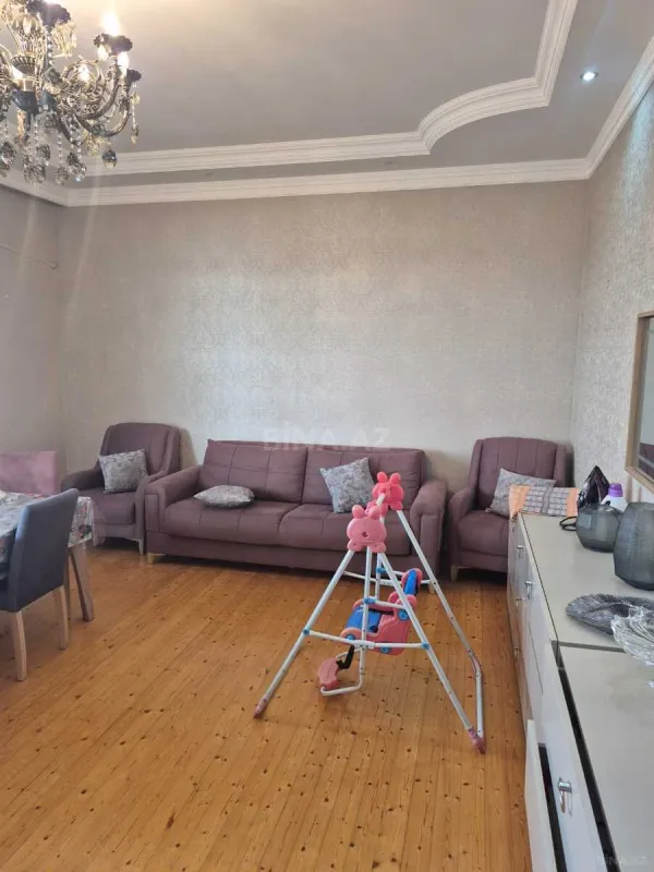 Satılır 6 otaqlı həyət evi 160 m²