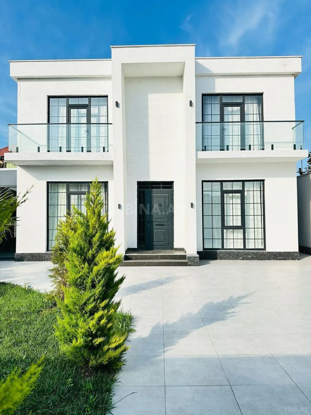 Kirayə verilir 5 otaqlı həyət evi 360 m²