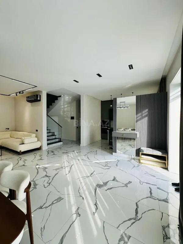 Kirayə verilir 5 otaqlı həyət evi 360 m²