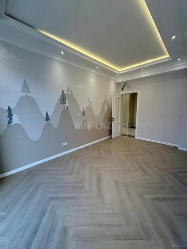 Satılır 3 otaqlı mənzil 140 m²