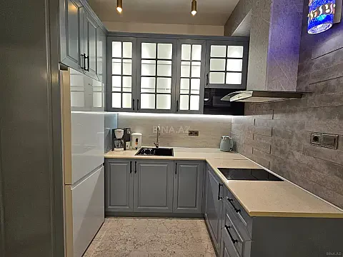 Kirayə verilir 2 otaqlı mənzil 65 m²