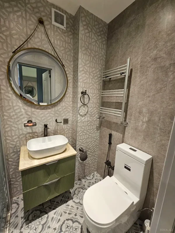 Kirayə verilir 2 otaqlı mənzil 65 m²
