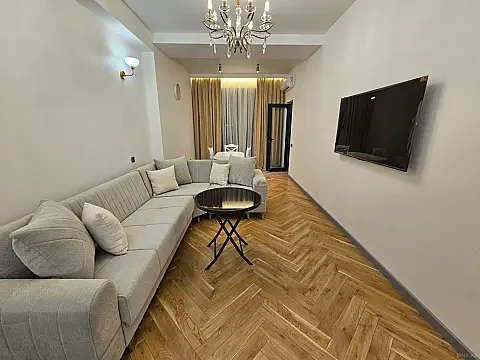 Kirayə verilir 2 otaqlı mənzil 65 m² — Bakı, Nizami 2 otaq 65.00 m²