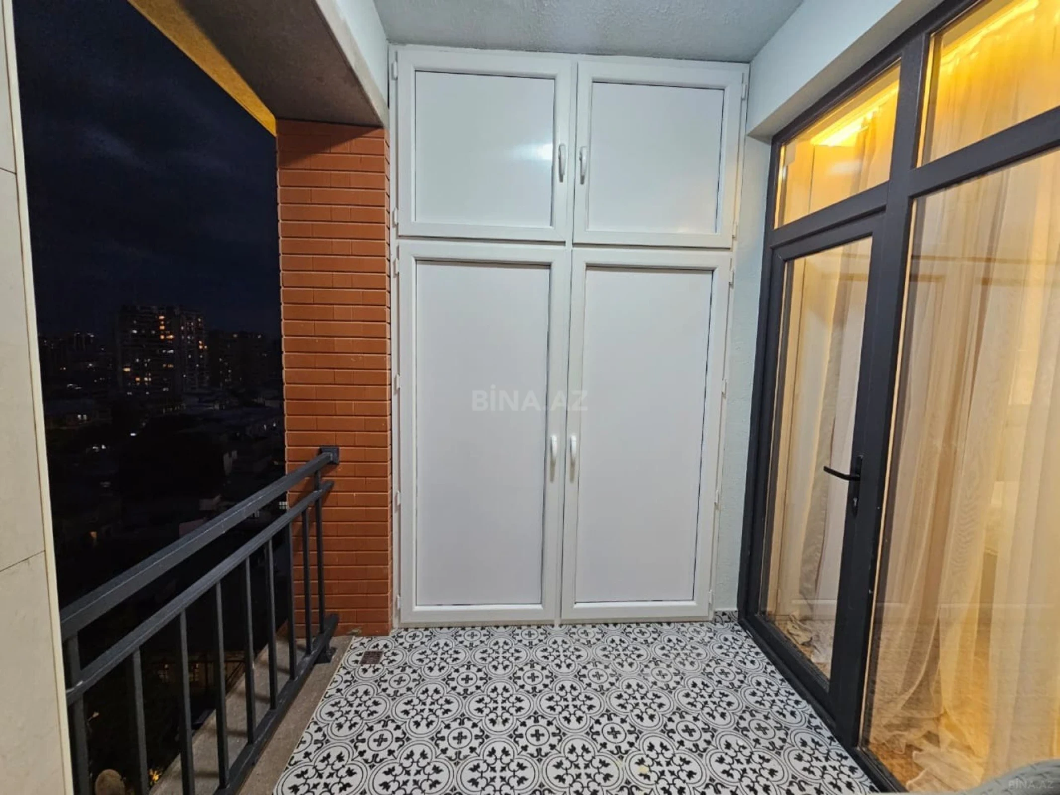 Kirayə verilir 2 otaqlı mənzil 65 m²