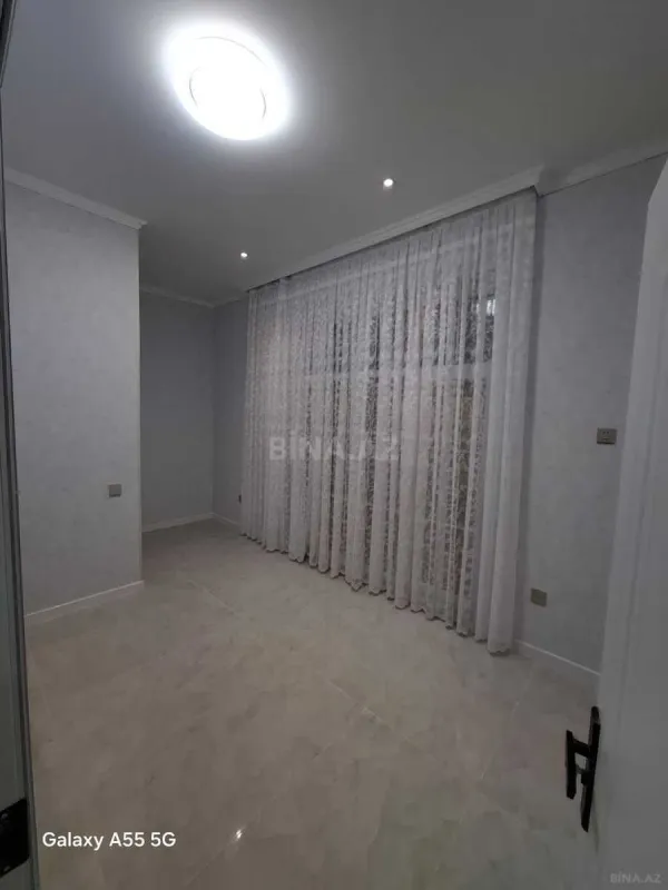 Satılır 4 otaqlı həyət evi 135 m²