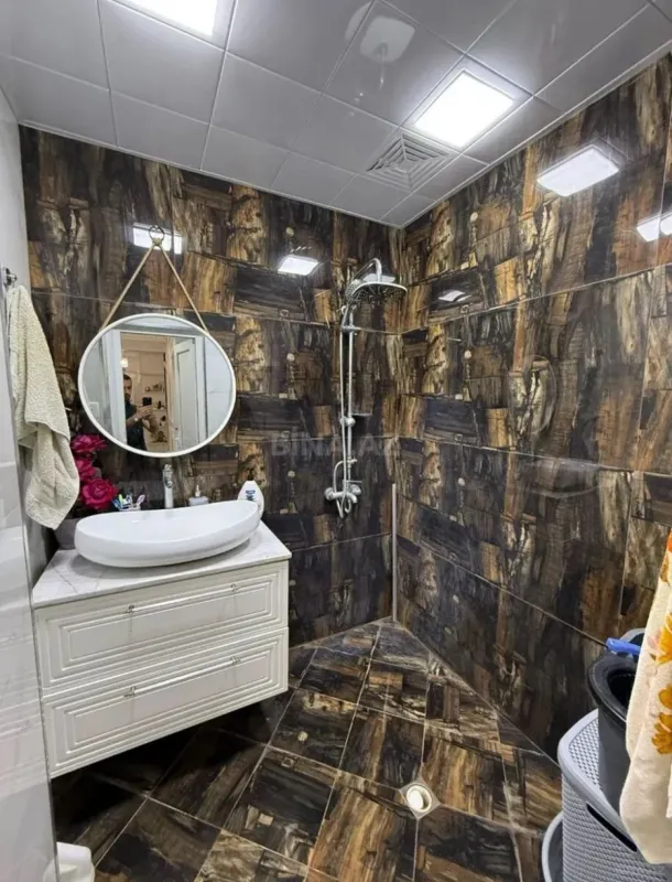 Satılır 2 otaqlı mənzil 55 m²