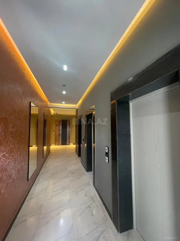 Satılır 3 otaqlı mənzil 128 m²