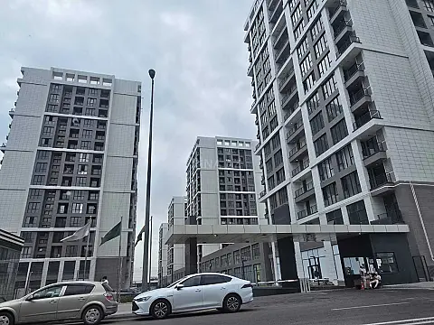 Satılır 3 otaqlı mənzil 173 m² — Bakı 3 otaq 173.00 m²