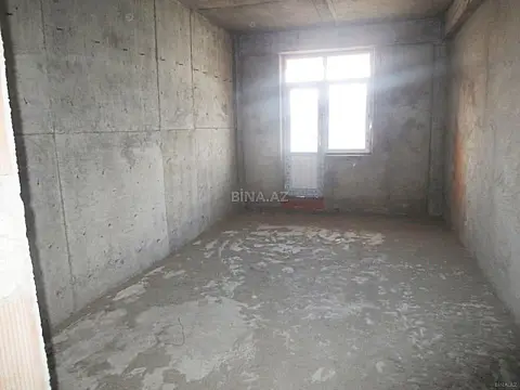 Satılır 3 otaqlı mənzil 173 m²
