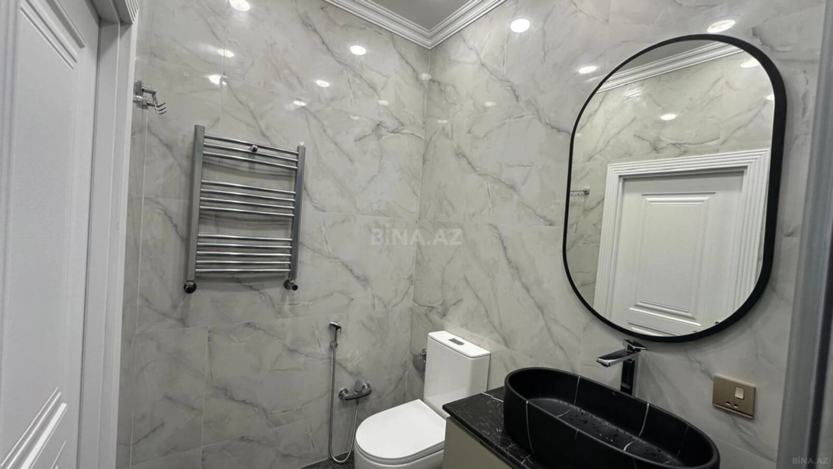 Satılır 2 otaqlı mənzil 66 m²