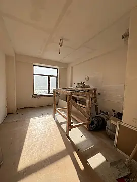 Satılır 3 otaqlı mənzil 129 m²