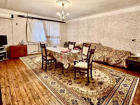 Satılır 3 otaqlı mənzil 110 m² — Bakı 3 otaq 110.00 m²