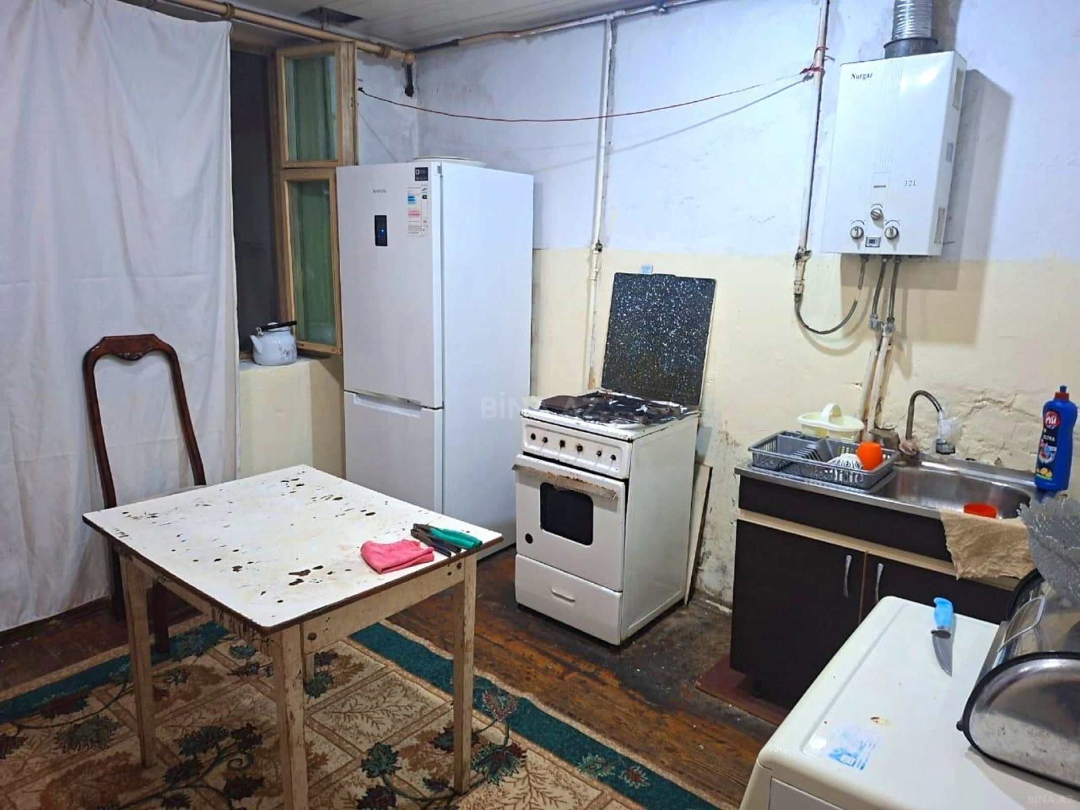 Satılır 3 otaqlı mənzil 110 m²