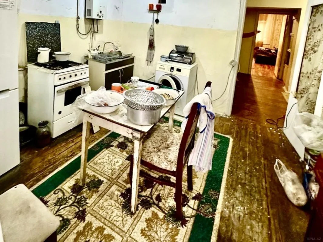 Satılır 3 otaqlı mənzil 110 m²