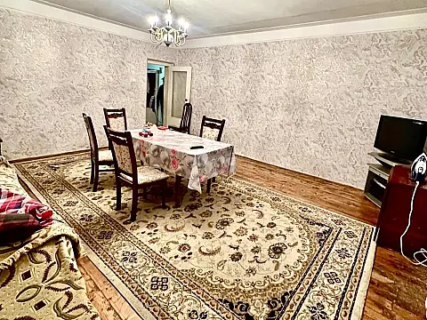 Satılır 3 otaqlı mənzil 110 m²