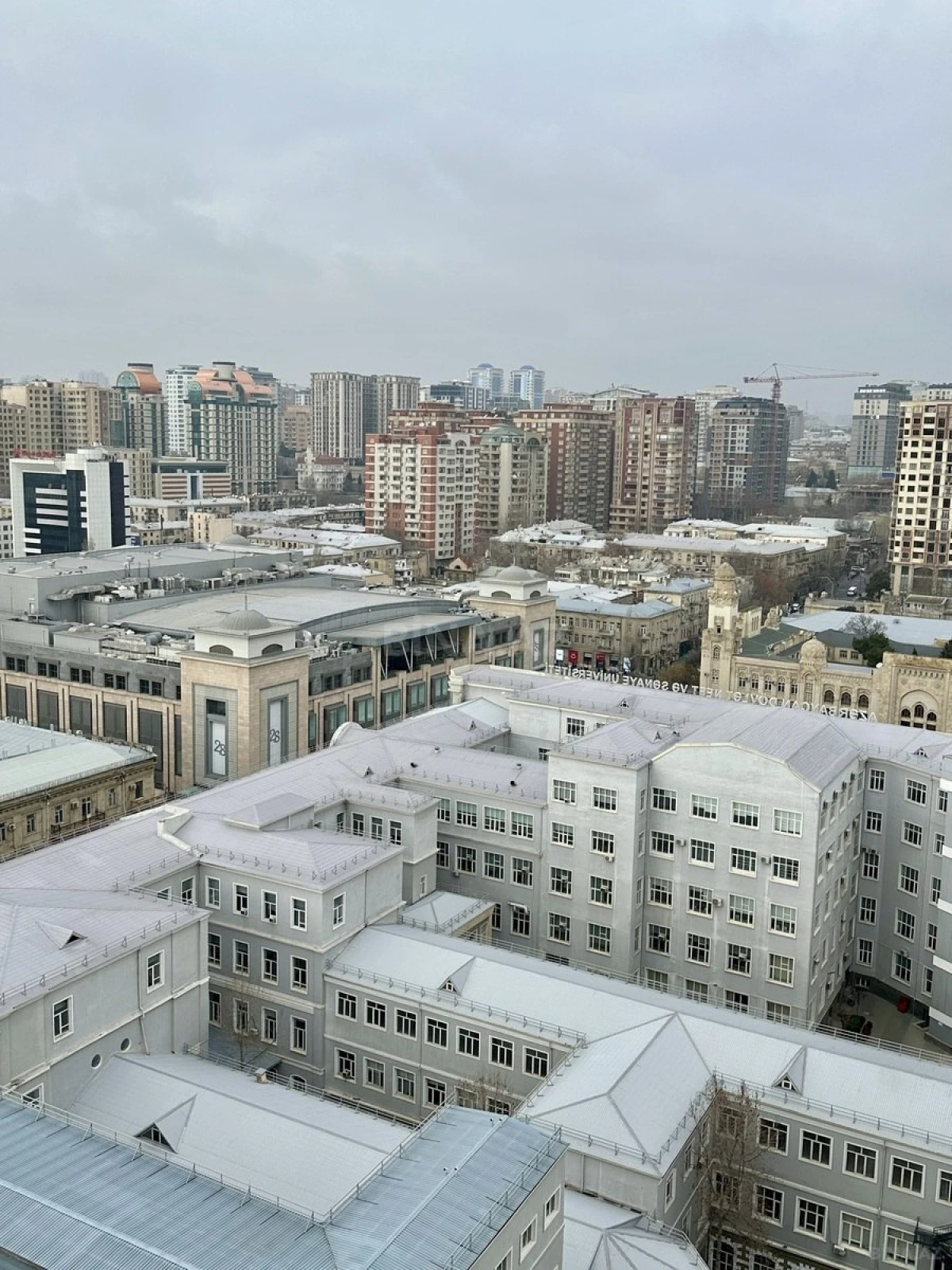 Satılır 2 otaqlı mənzil 65 m²