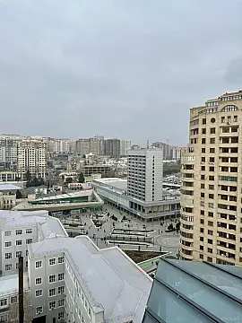 Satılır 2 otaqlı mənzil 65 m²