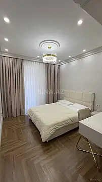 Satılır 3 otaqlı mənzil 107 m²