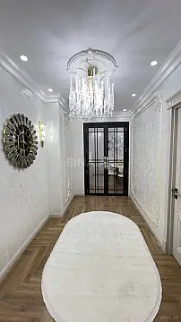 Satılır 3 otaqlı mənzil 107 m²