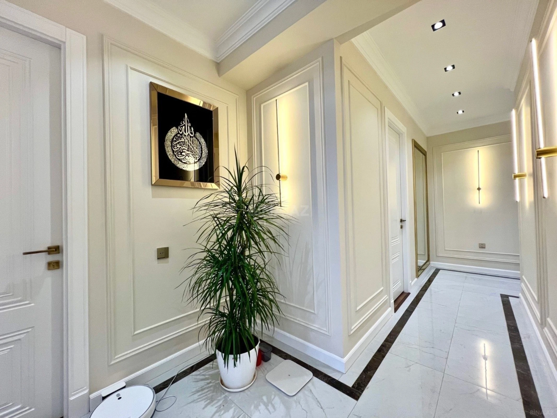 Satılır 3 otaqlı mənzil 115 m²