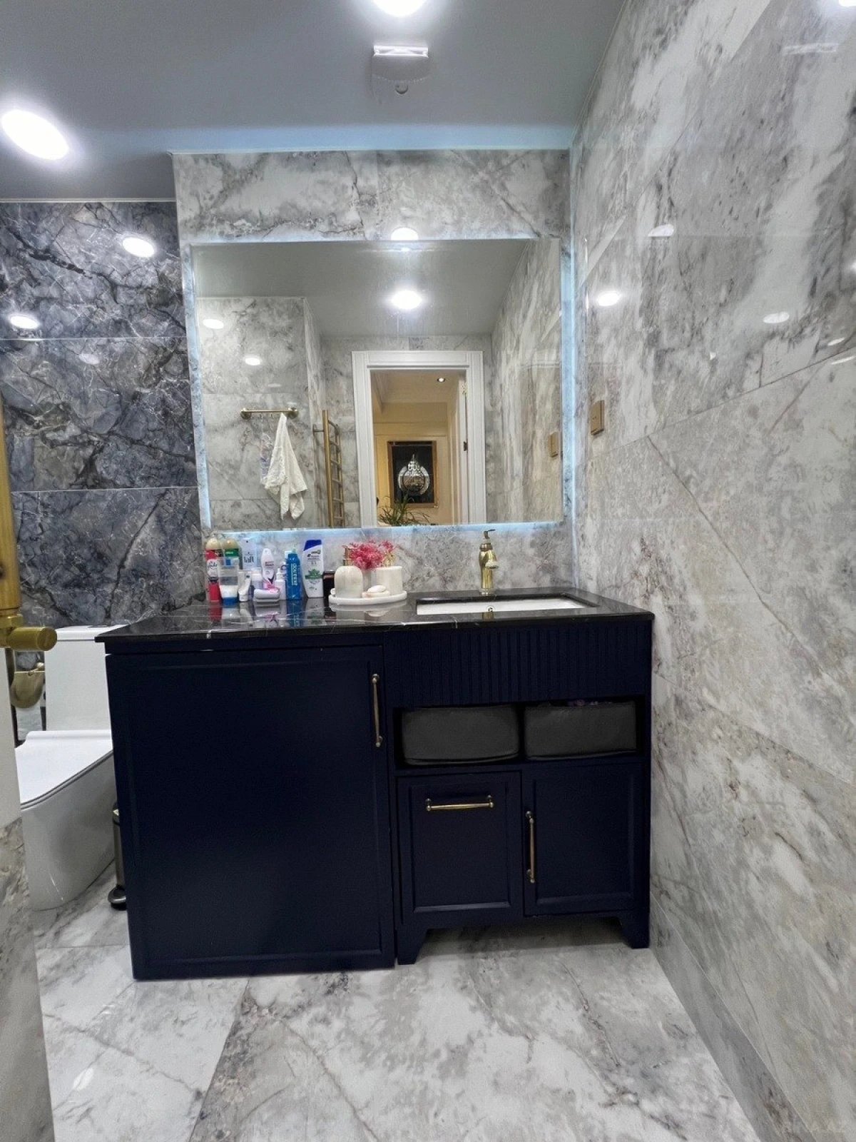 Satılır 3 otaqlı mənzil 115 m²