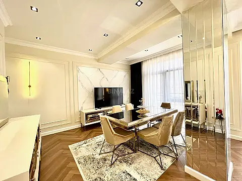 Satılır 3 otaqlı mənzil 115 m²