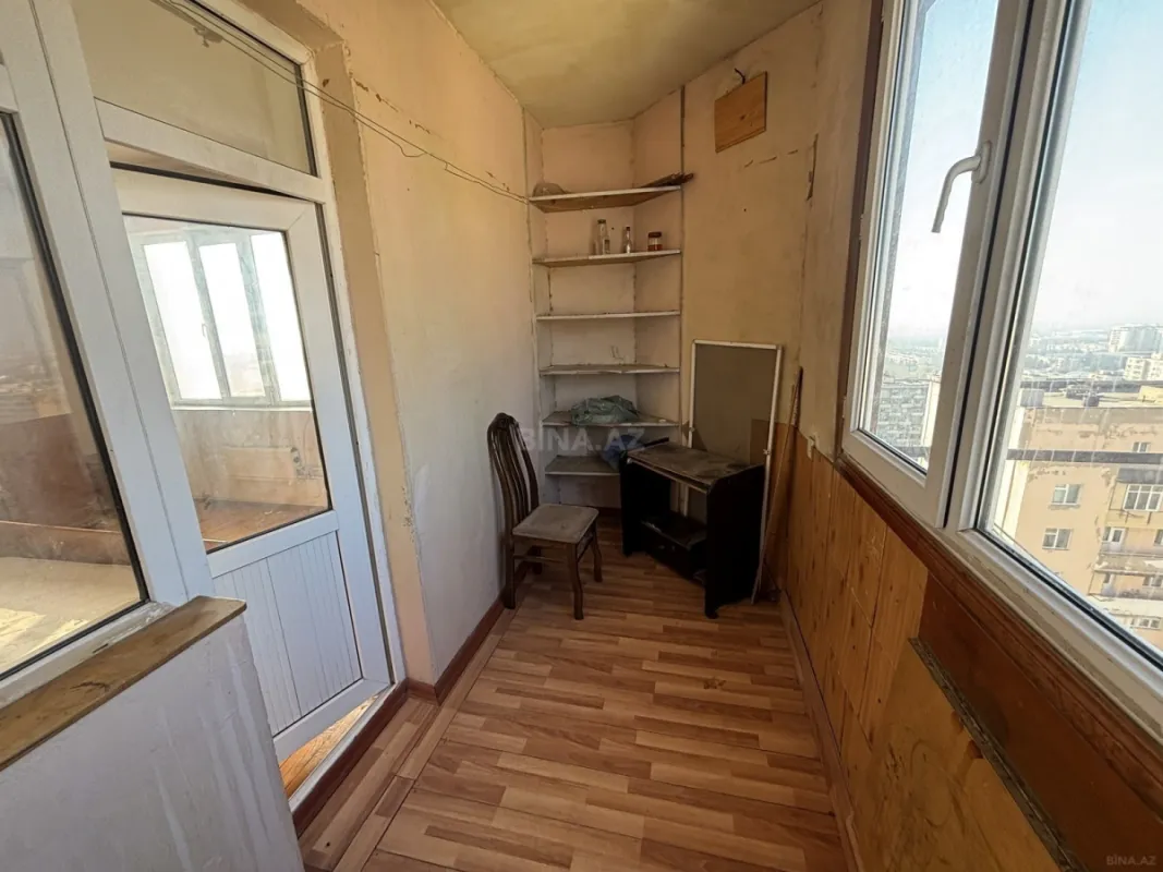 Satılır 2 otaqlı mənzil 83 m²