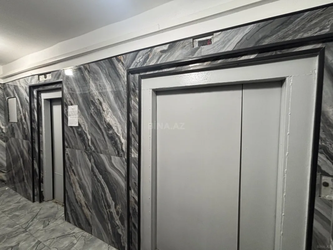 Satılır 2 otaqlı mənzil 83 m²