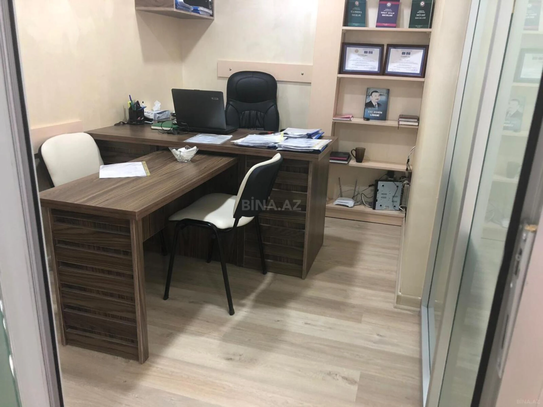 Satılır obyekt 72 m²