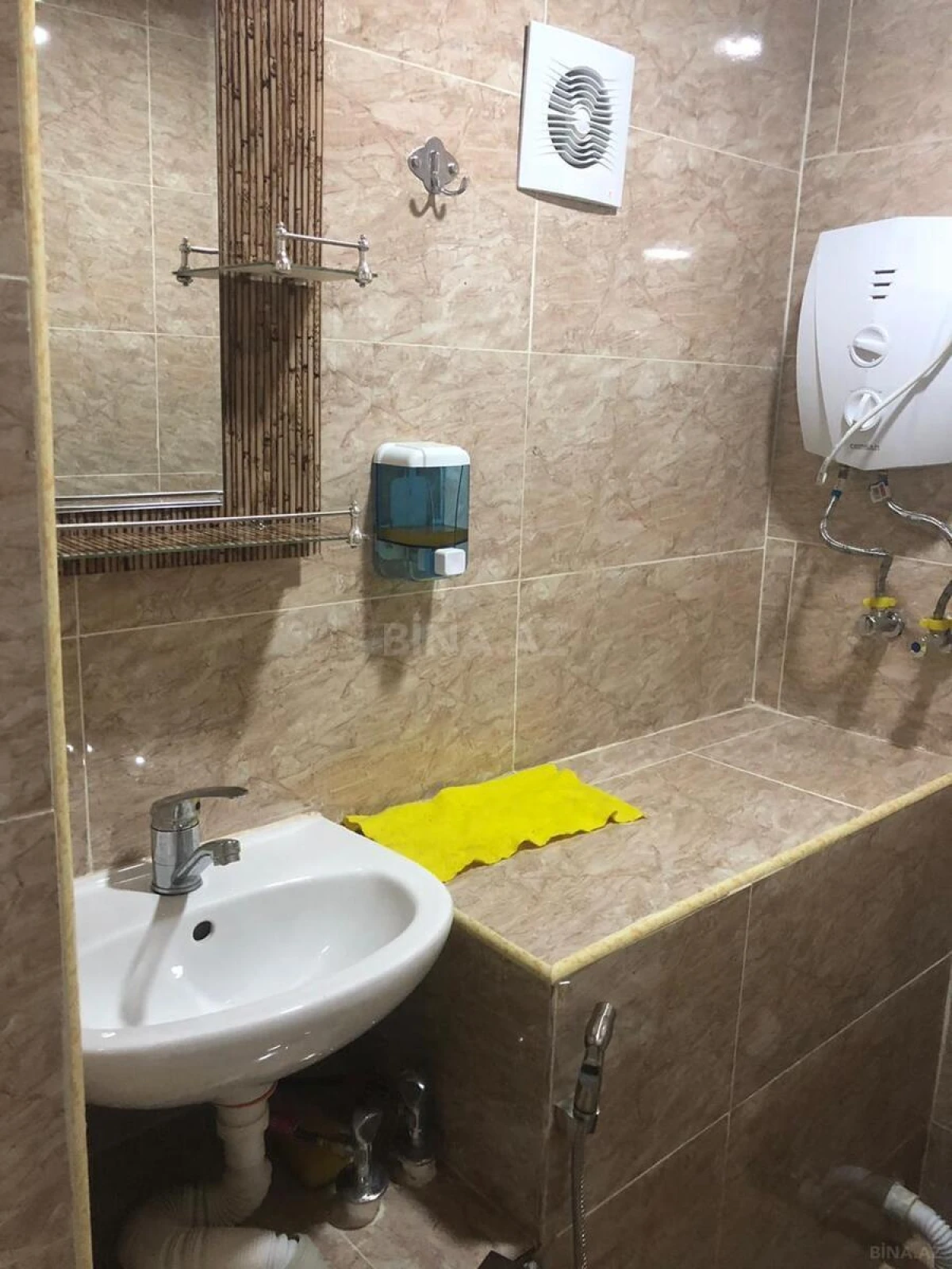 Satılır obyekt 72 m²