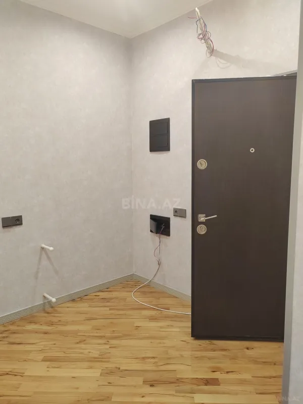 Satılır 2 otaqlı mənzil 68 m²