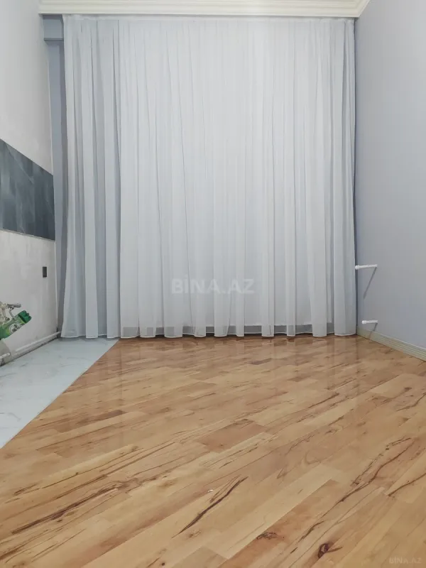 Satılır 2 otaqlı mənzil 68 m²