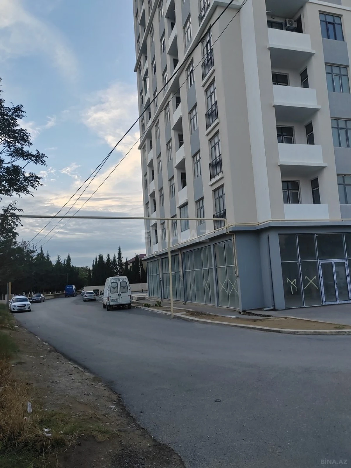 Satılır 2 otaqlı mənzil 68 m²
