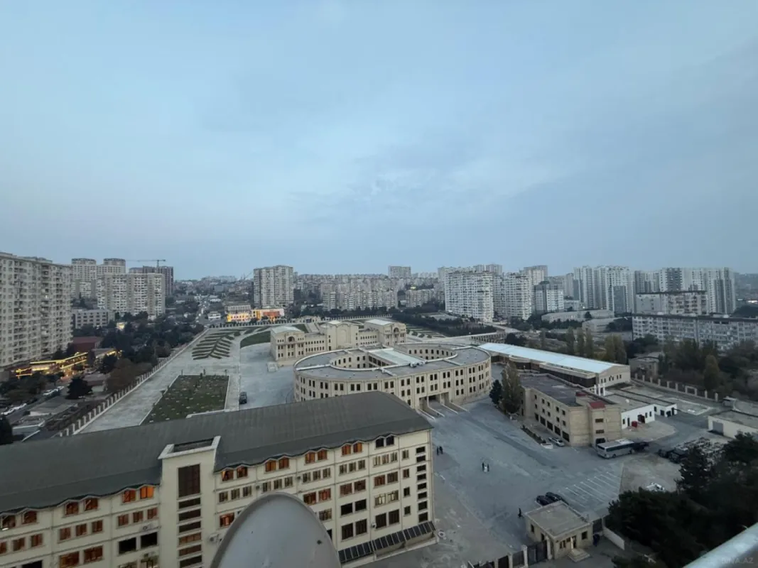 Kirayə verilir 2 otaqlı mənzil 100 m²