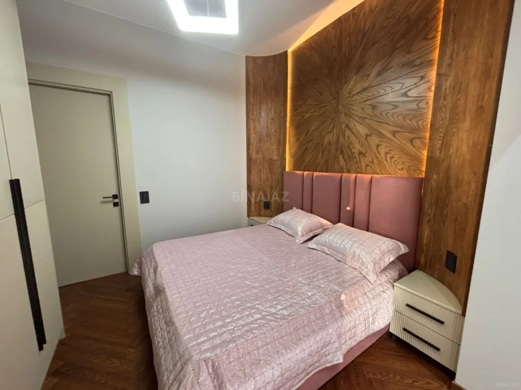 Kirayə verilir 2 otaqlı mənzil 68 m²