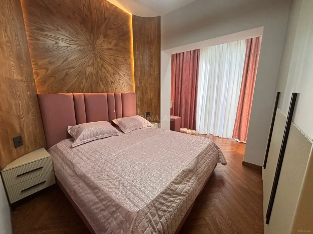 Kirayə verilir 2 otaqlı mənzil 68 m²