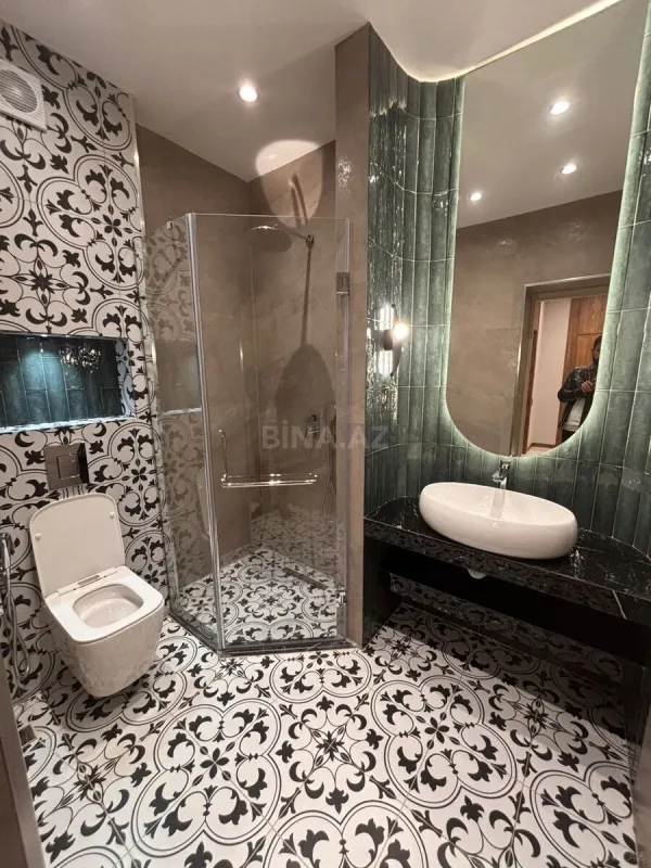 Kirayə verilir 2 otaqlı mənzil 68 m²