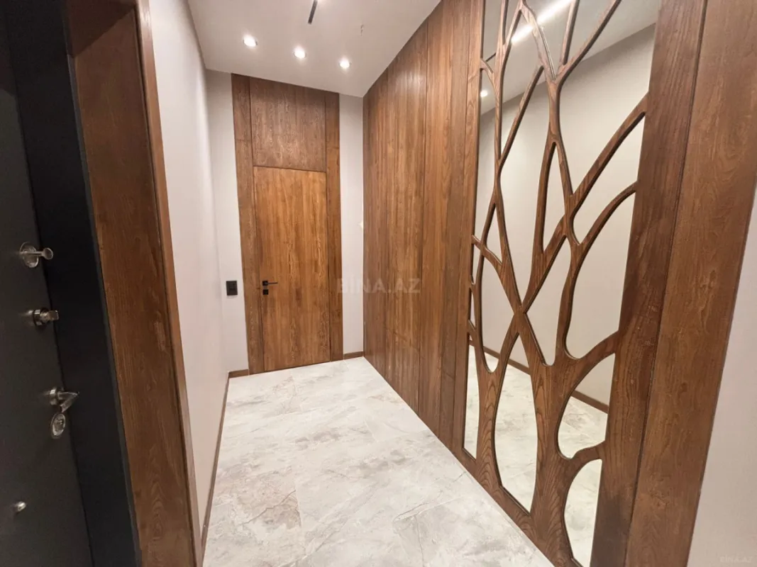 Kirayə verilir 2 otaqlı mənzil 68 m²