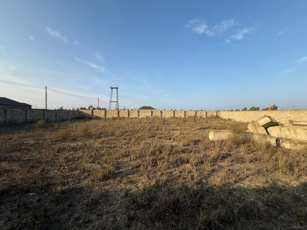 Satılır torpaq sahəsi 12 m²