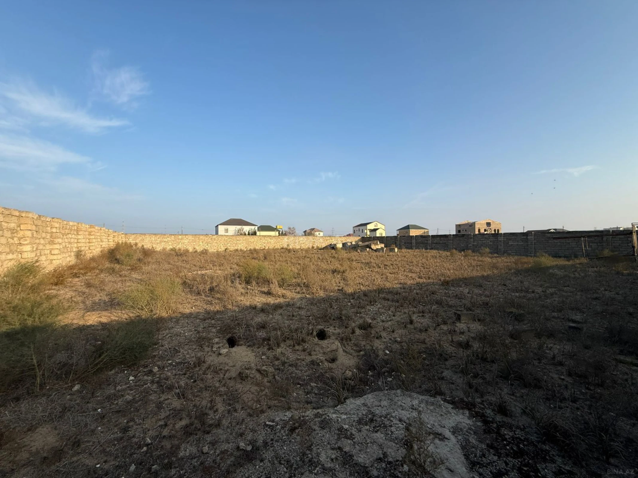 Satılır torpaq sahəsi 12 m²