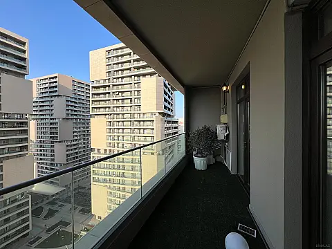 Satılır 3 otaqlı mənzil 148 m²