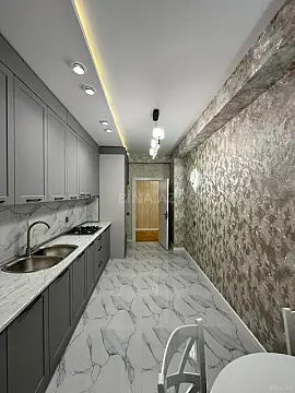 Satılır 2 otaqlı mənzil 88 m²