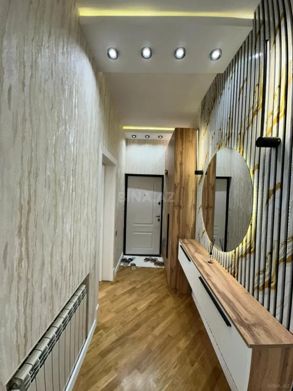 Satılır 2 otaqlı mənzil 88 m²