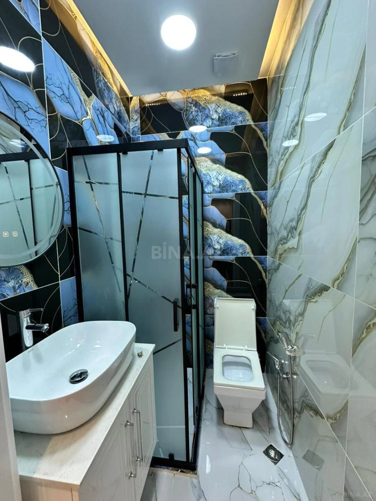 Satılır 2 otaqlı mənzil 88 m²